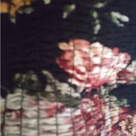 Black Floral Key Hole Smocked Back Ruffle Strap Crop Top Grunge Y2K Sz Small - Picture 4 of 4